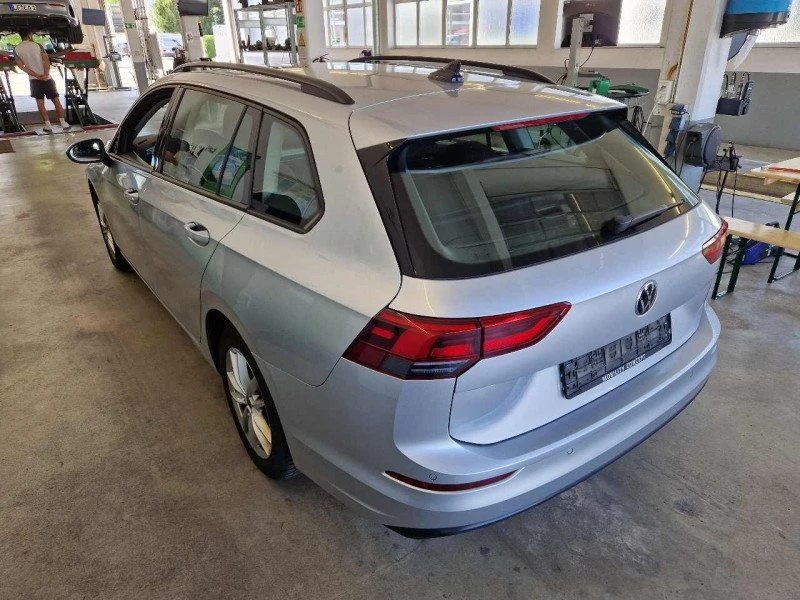 VW Golf Variant 2.0 TDI Life, снимка 3 - Автомобили и джипове - 55391021
