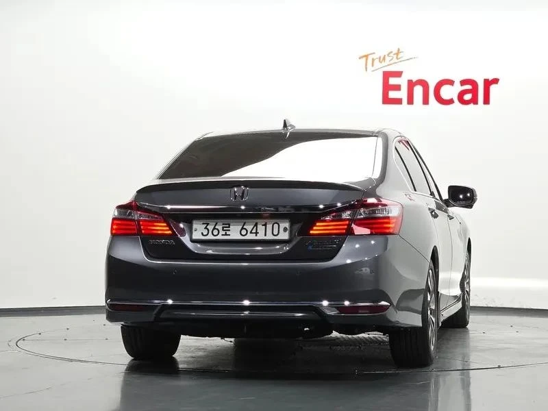 Honda Accord, снимка 4 - Автомобили и джипове - 56690454