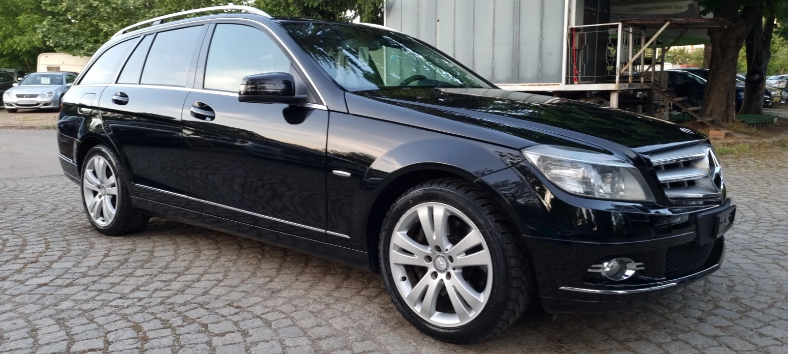 Mercedes-Benz C 350 * AVANTGARDE* * AVTOMAT* * NAVI* * КОЖА* ШВЕЙЦАРИЯ - изображение 3