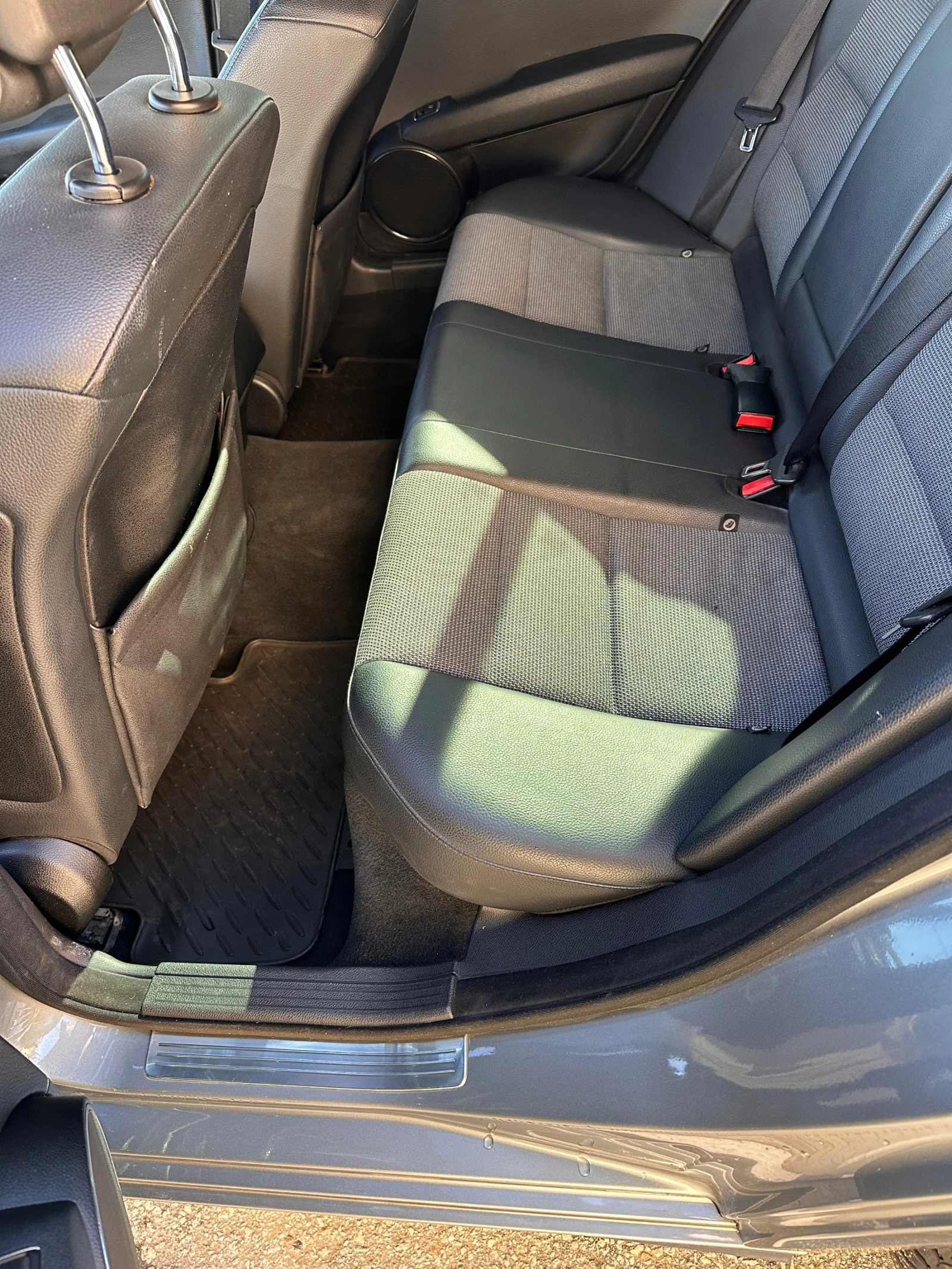 Mercedes-Benz C 200 | Mobile.bg   12