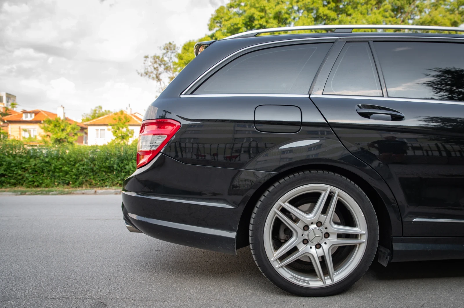 Mercedes-Benz C 320  - изображение 6
