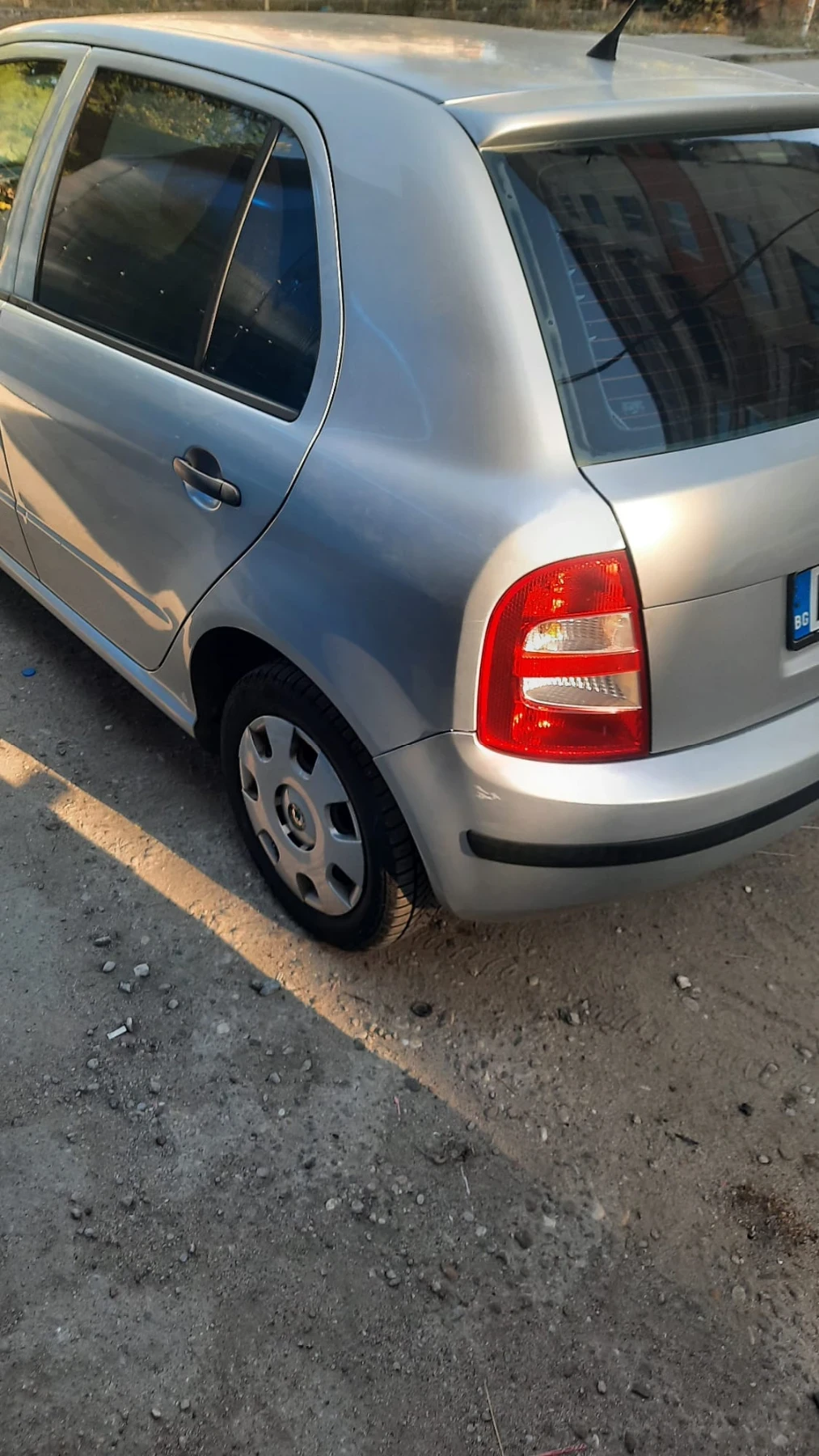 Skoda Fabia Fabia 1.2 - изображение 4