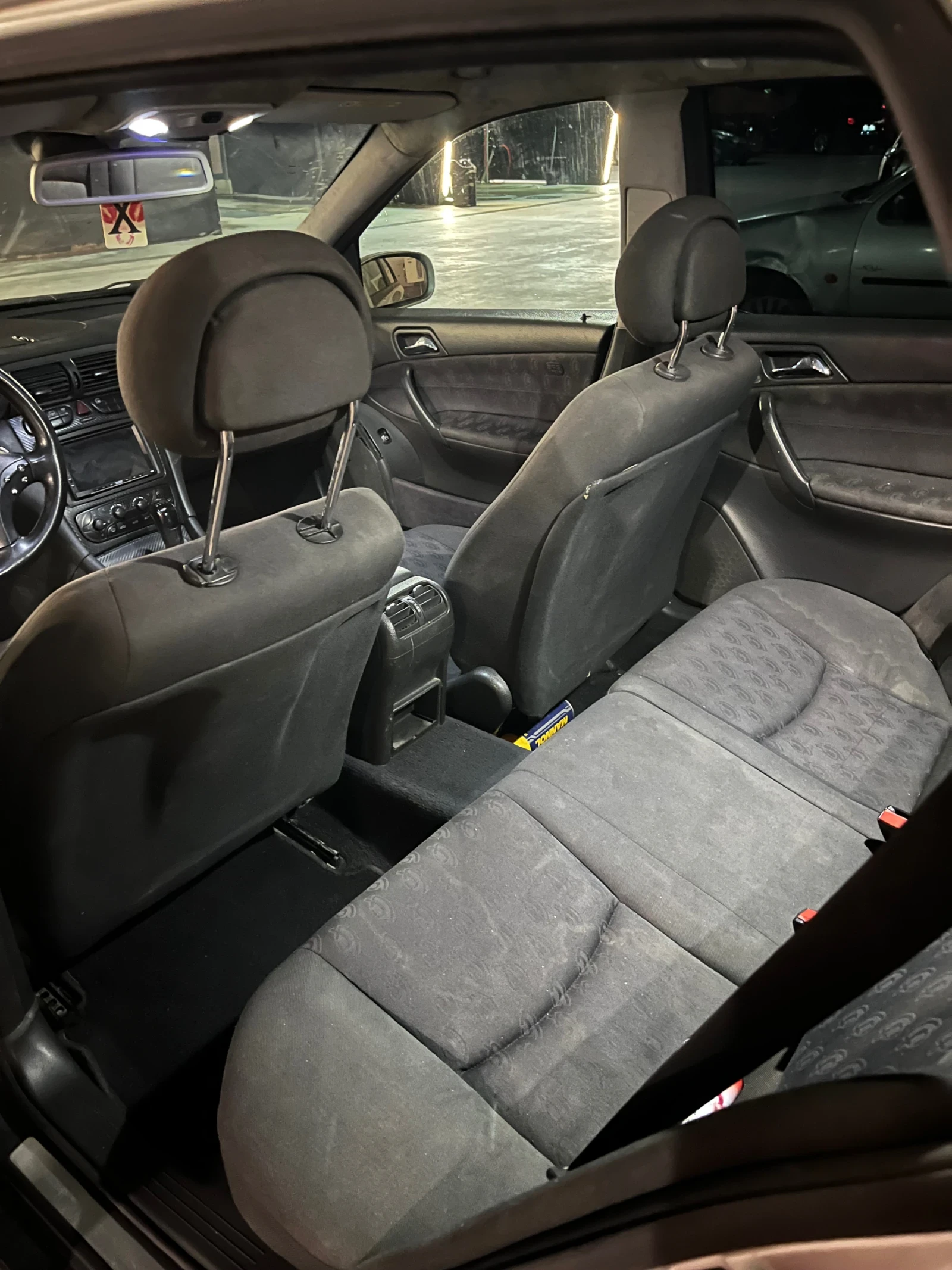 Mercedes-Benz C 270 | Mobile.bg   7