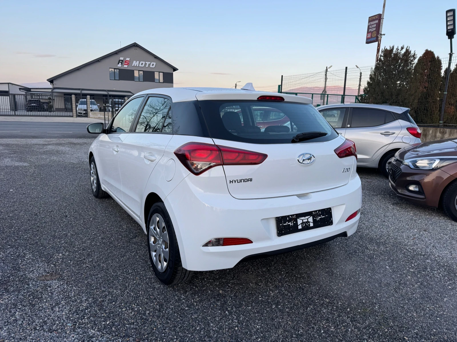 Hyundai I20 1.2i Klima EURO 6  - изображение 5