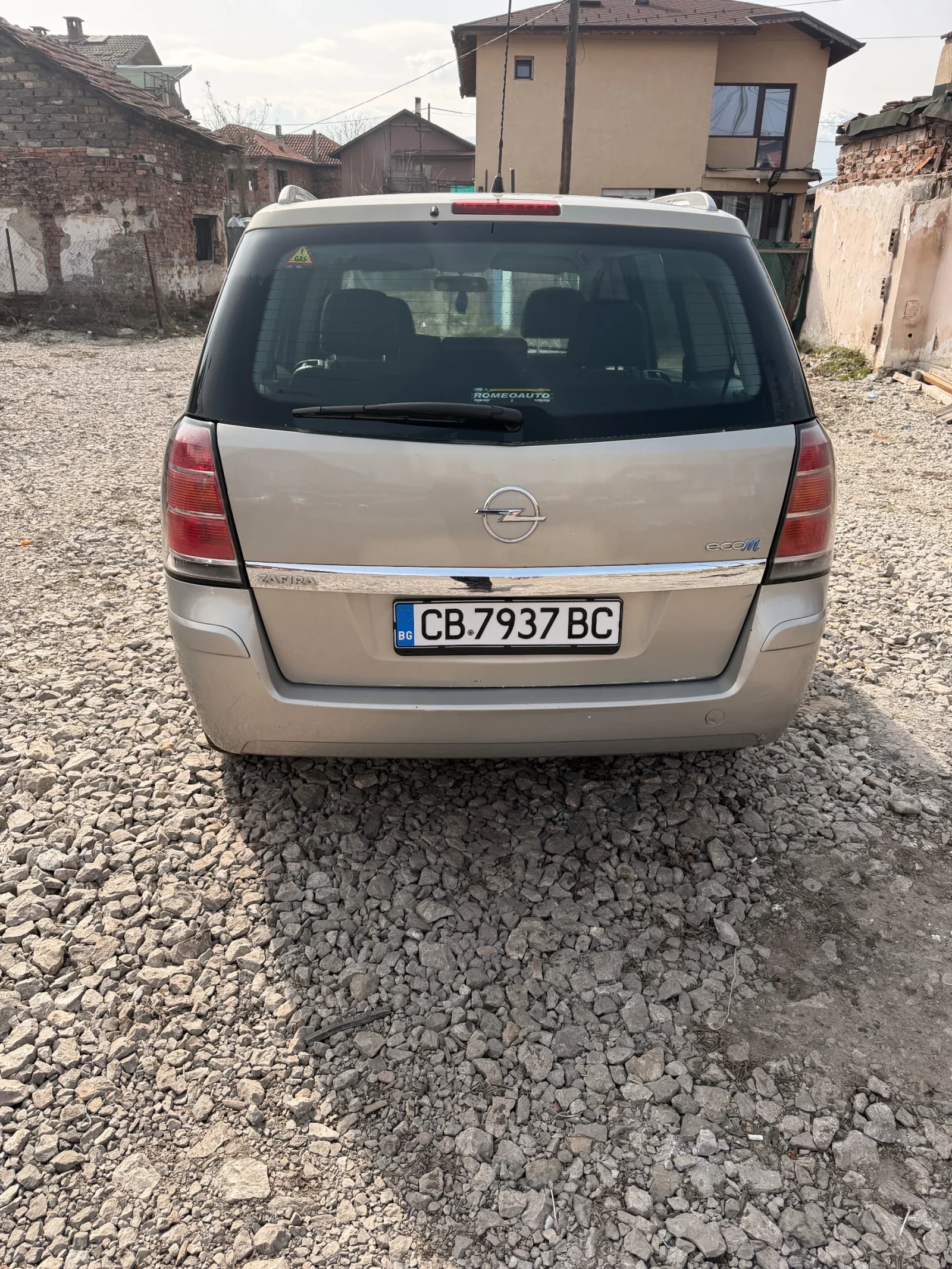 Opel Zafira, снимка 4 - Автомобили и джипове - 53707954