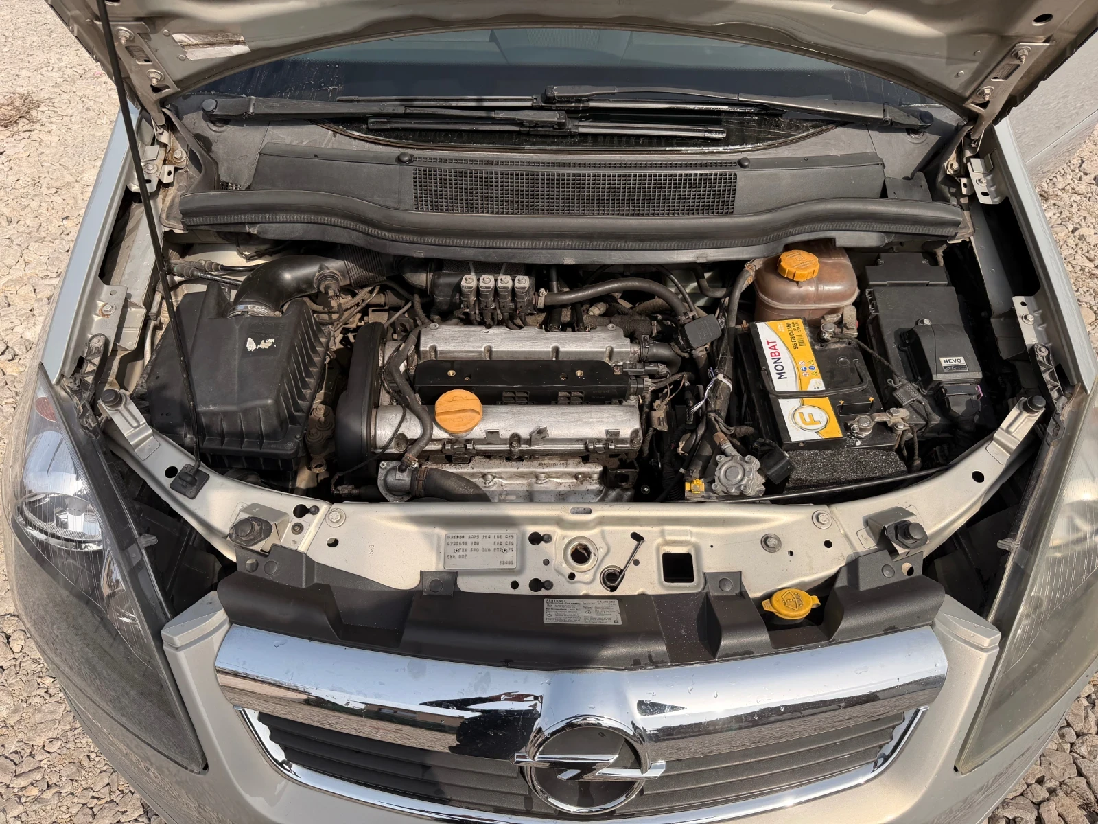 Opel Zafira, снимка 9 - Автомобили и джипове - 53707954