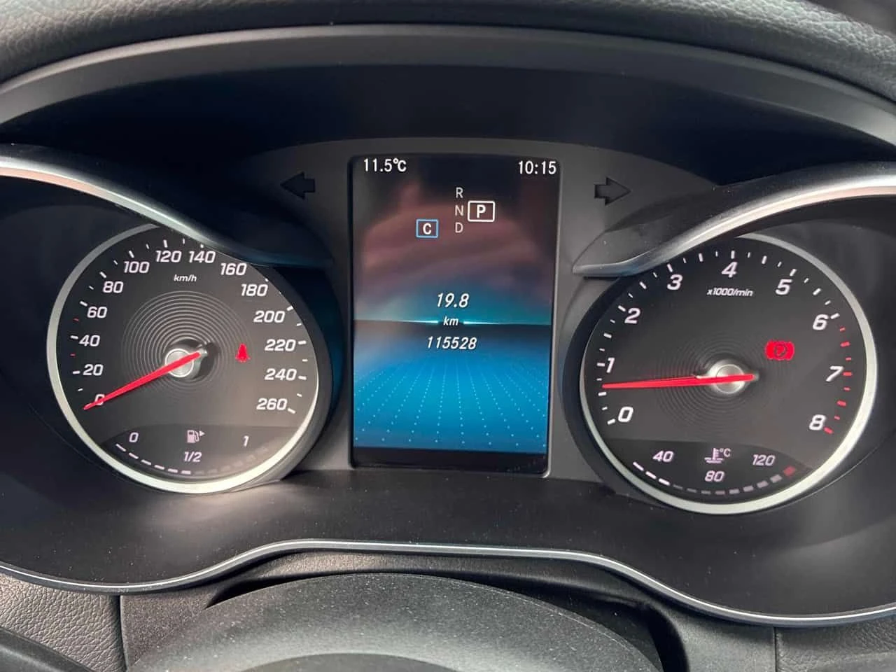 Mercedes-Benz C 300 /ПАНОРАМА/ПОДГРЕВИ/КЛИП НА МОТОРА, снимка 8 - Автомобили и джипове - 54115124