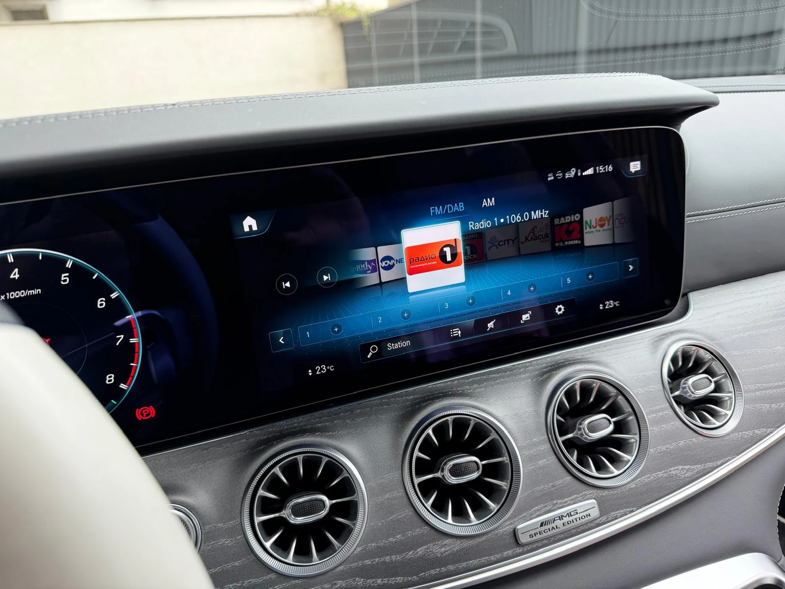 Mercedes-Benz GT AMG 43, снимка 13 - Автомобили и джипове - 54219265