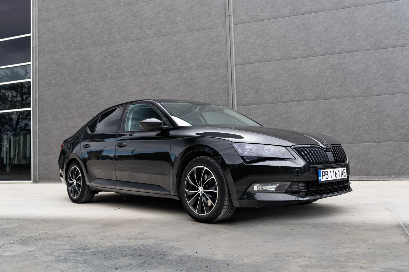 Skoda Superb, снимка 5 - Автомобили и джипове - 54645830