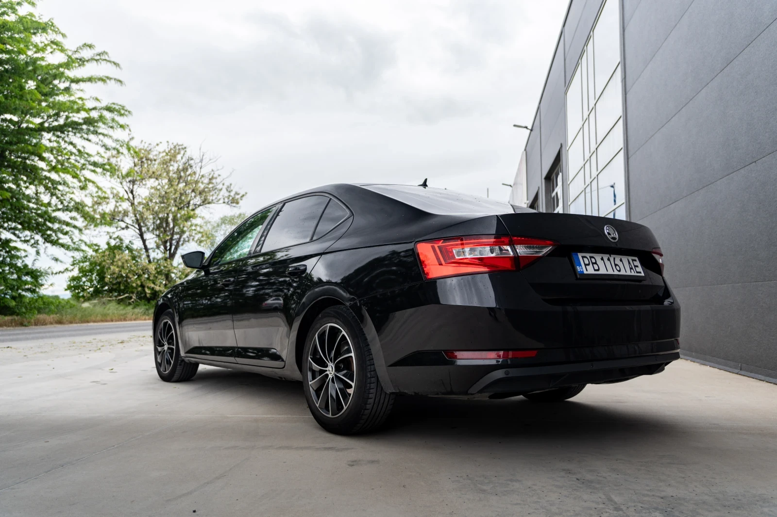 Skoda Superb, снимка 7 - Автомобили и джипове - 54645830