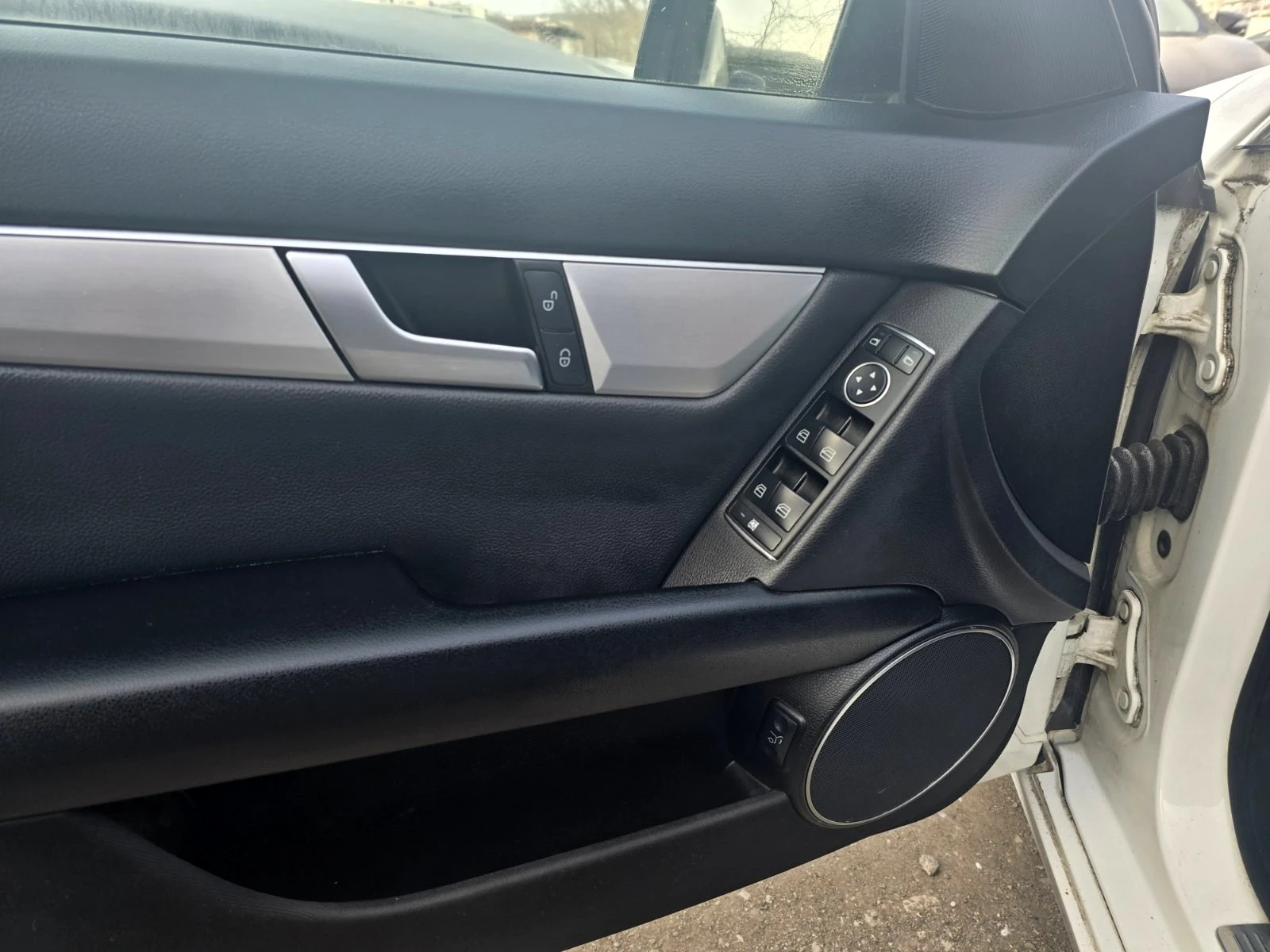Mercedes-Benz C 220 FACE/AVANGARDE 2.2CDI/170hp, снимка 7 - Автомобили и джипове - 54666286