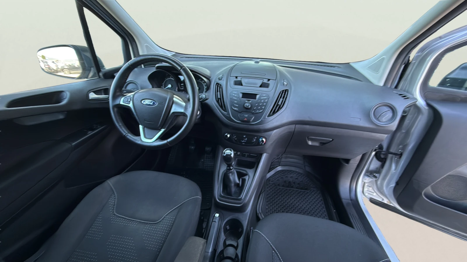 Ford Courier 1.5 EcoBlue, снимка 9 - Автомобили и джипове - 54991812