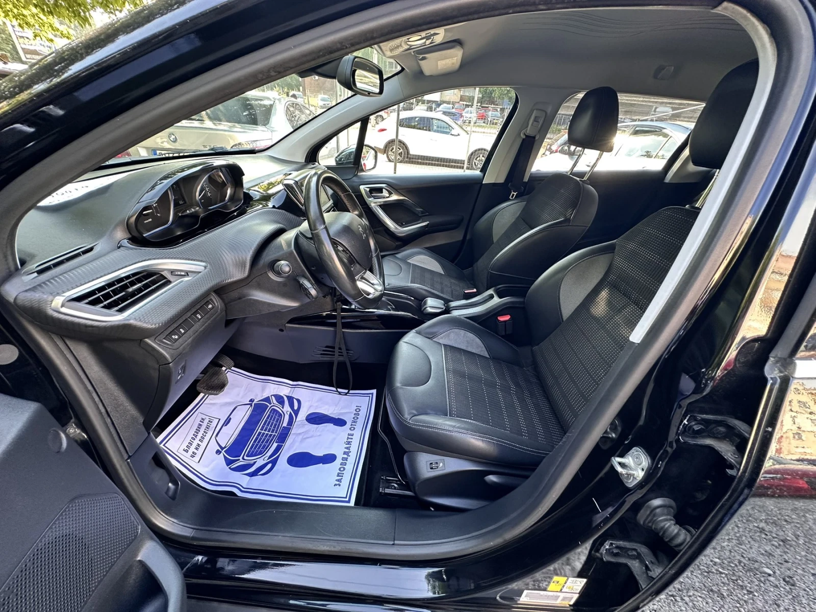 Peugeot 2008 1.6i/Autom/benz./Swiss edition 