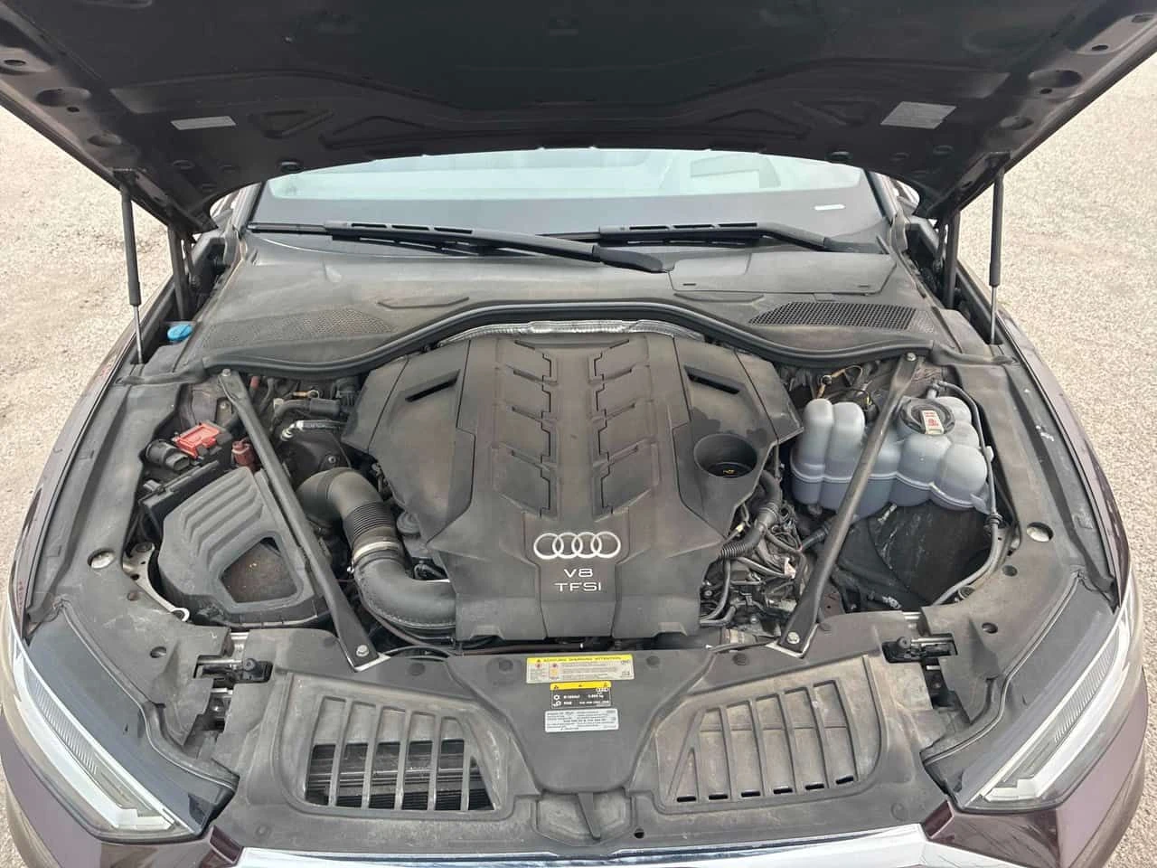 Audi A8 * 60 TFSI quattro * ДИСТРОНИК * 360 * ОБДУХВАНЕ * , снимка 14 - Автомобили и джипове - 55317935