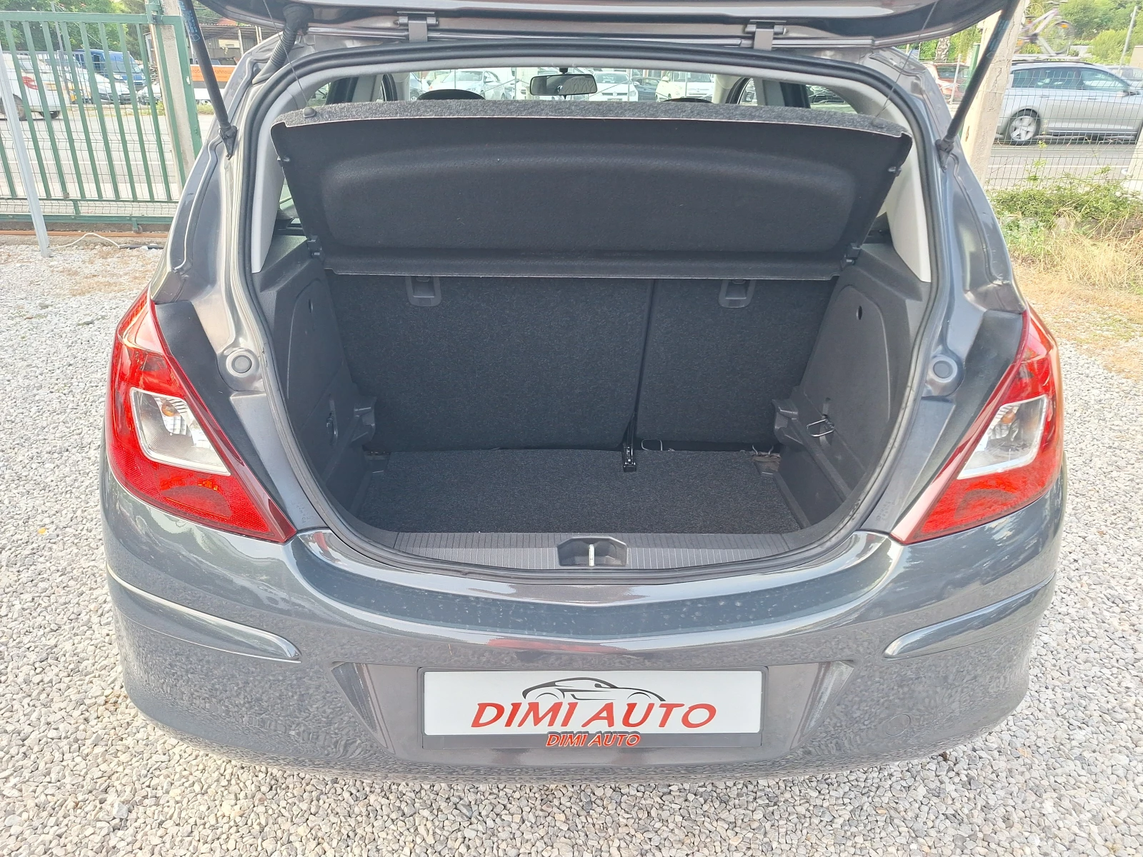 Opel Corsa 1.2 86 ks 89000 Km!, снимка 9 - Автомобили и джипове - 55349914