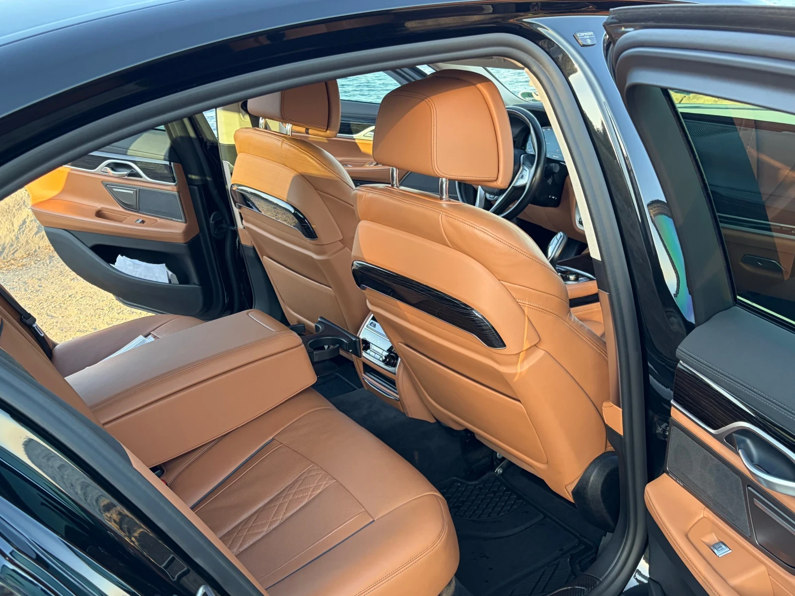 BMW 740, снимка 5 - Автомобили и джипове - 56313576