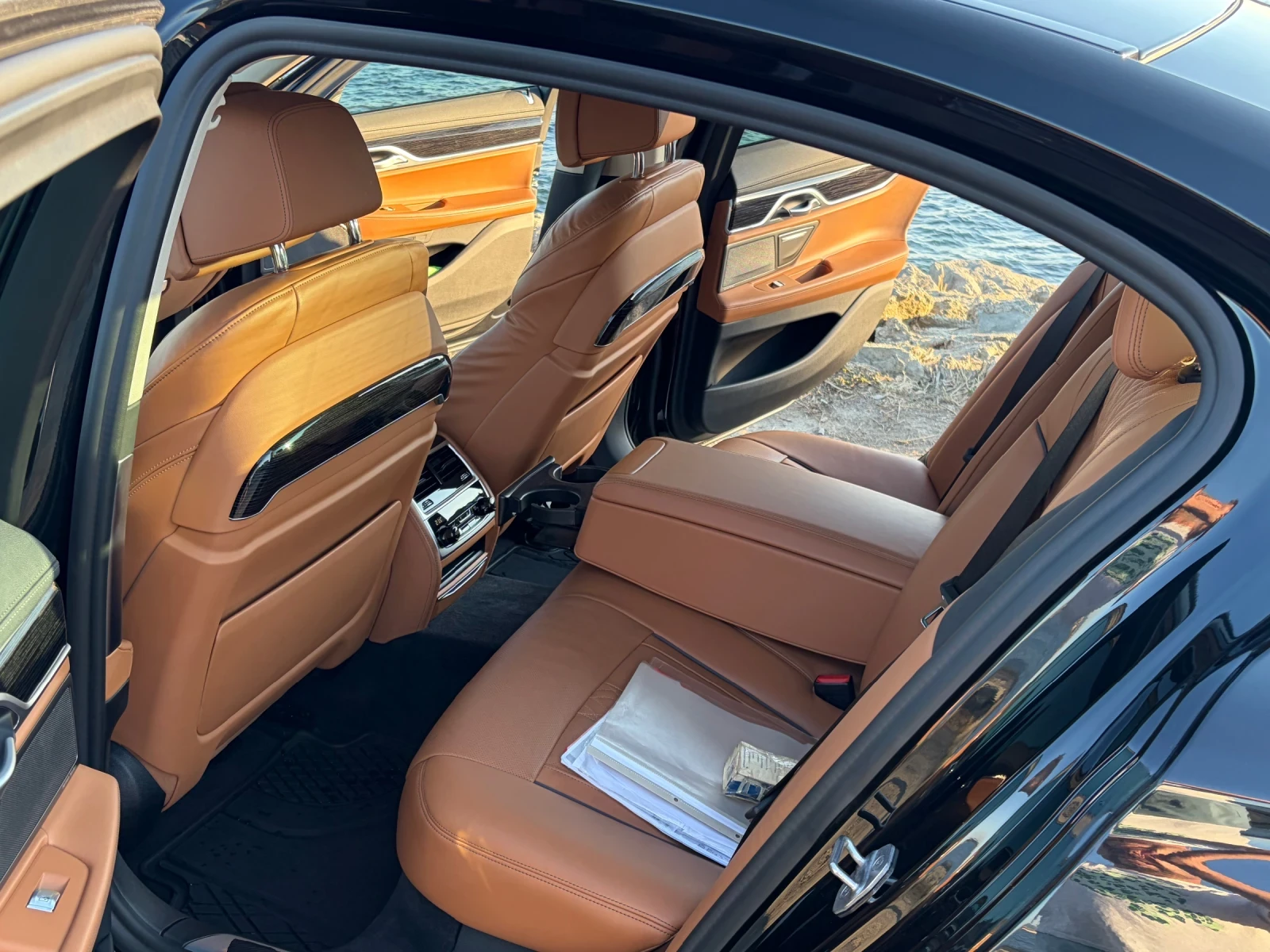 BMW 740, снимка 3 - Автомобили и джипове - 56313576