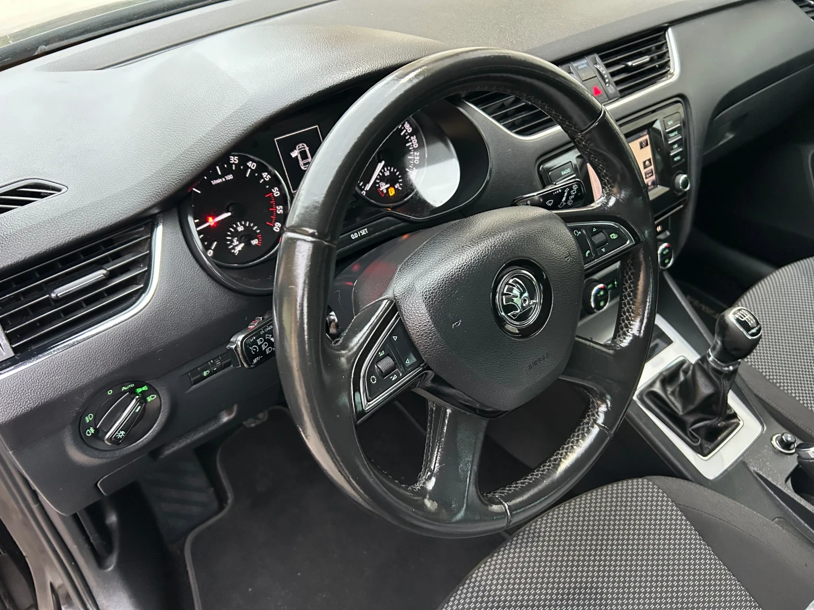Skoda Octavia 1.6TDI 110k.c. ��������� | Mobile.bg � ����������� 13