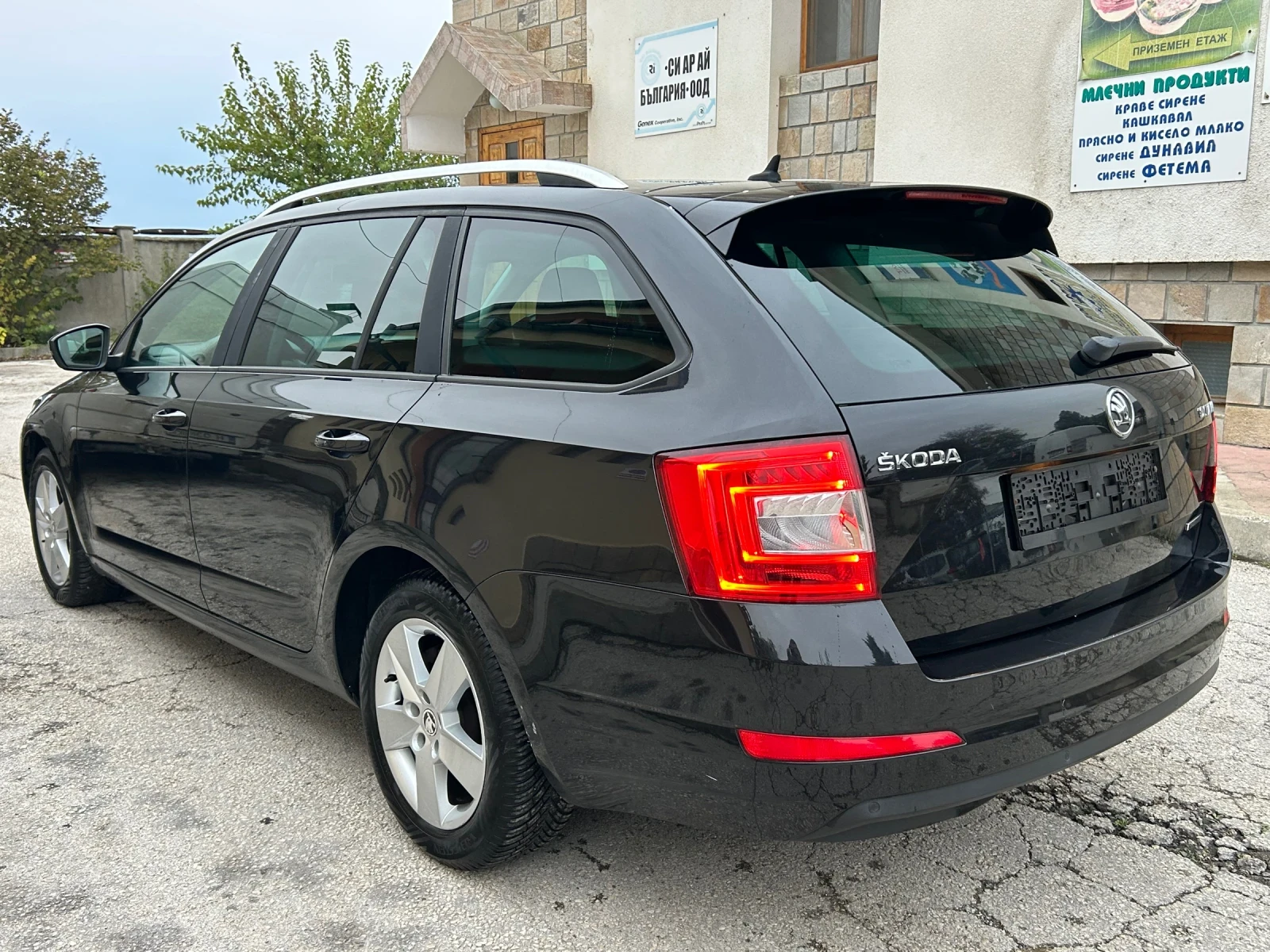 Skoda Octavia 1.6TDI 110k.c. ��������� | Mobile.bg � ����������� 6