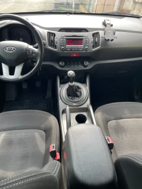 Kia Sportage 2.0 crdi, снимка 8