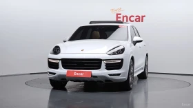 Porsche Cayenne GTS* SOFT-CLOSE* MATRIX* DIS* BOSE* ОБДУХ* КРАЙНА , снимка 2