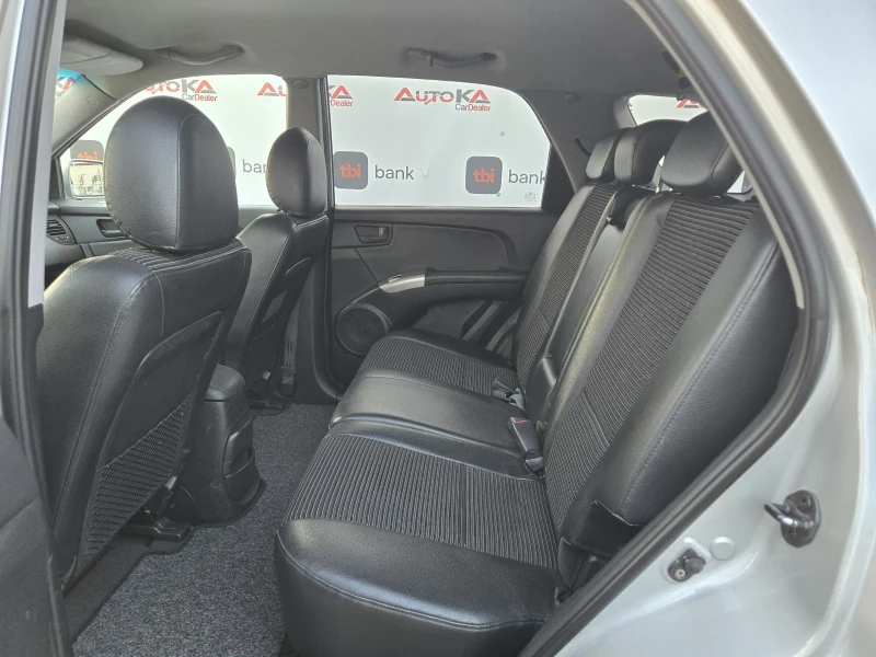 Kia Sportage 2.0i-141кс= 4х4= КЛИМАТИК= КОЖА, снимка 9 - Автомобили и джипове - 52282704