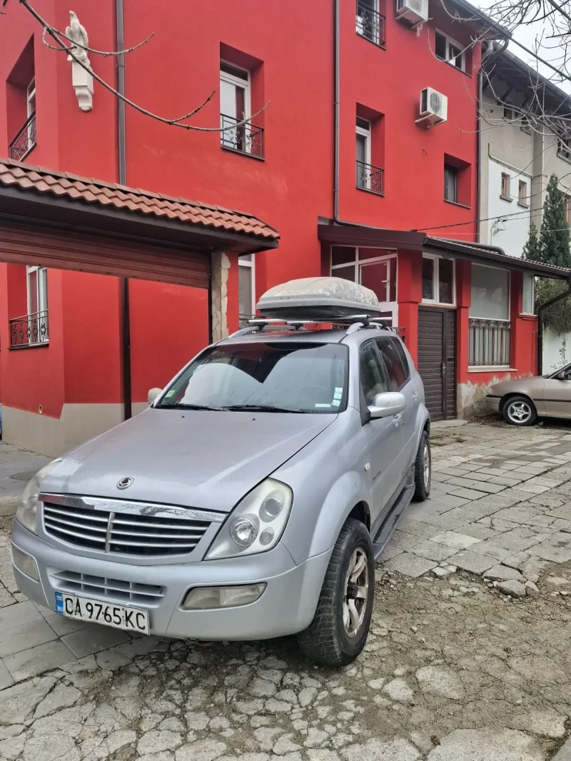 SsangYong Rexton, снимка 9 - Автомобили и джипове - 52709716