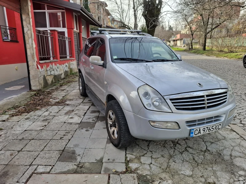 SsangYong Rexton, снимка 3 - Автомобили и джипове - 52709716