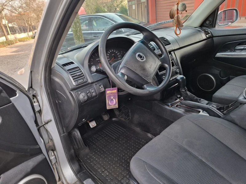 SsangYong Rexton, снимка 13 - Автомобили и джипове - 52709716