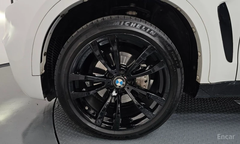 BMW X6, снимка 5 - Автомобили и джипове - 53067011