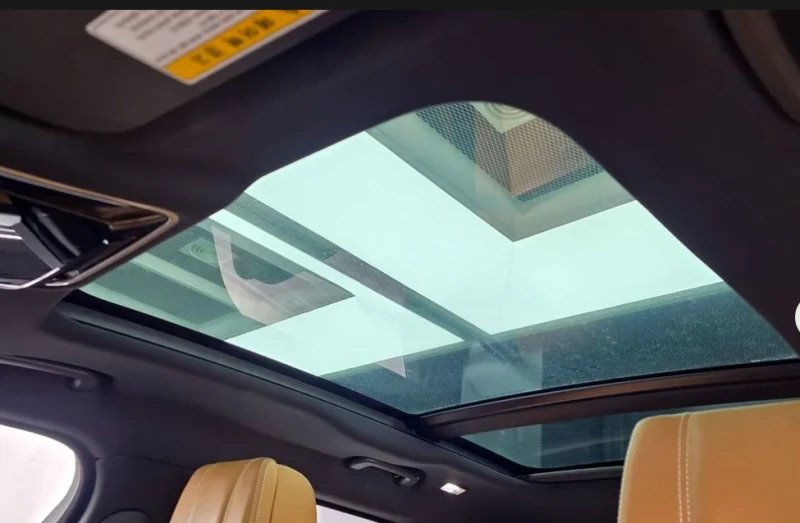 Land Rover Range Rover Velar !D300 R-Dynamic HSE!* АвтоКредит* Цена до БГ* , снимка 12 - Автомобили и джипове - 53479872