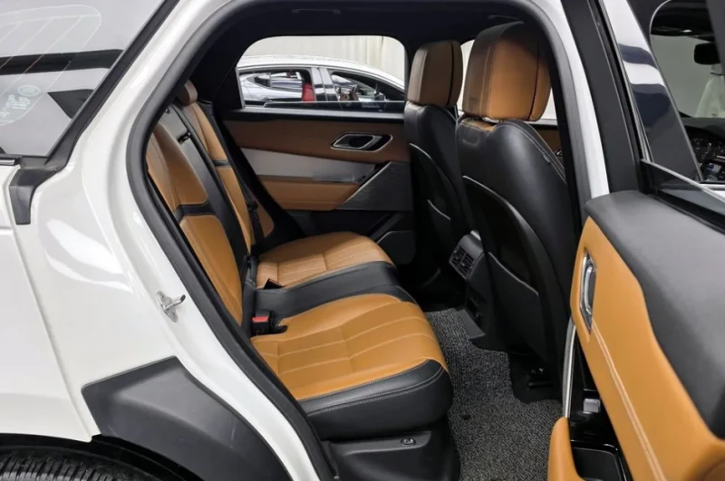 Land Rover Range Rover Velar !D300 R-Dynamic HSE!* АвтоКредит* Цена до БГ* , снимка 8 - Автомобили и джипове - 53479872