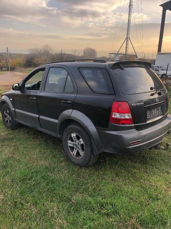 Kia Sorento 2.5CRDI automatic , снимка 6 - Автомобили и джипове - 47587401