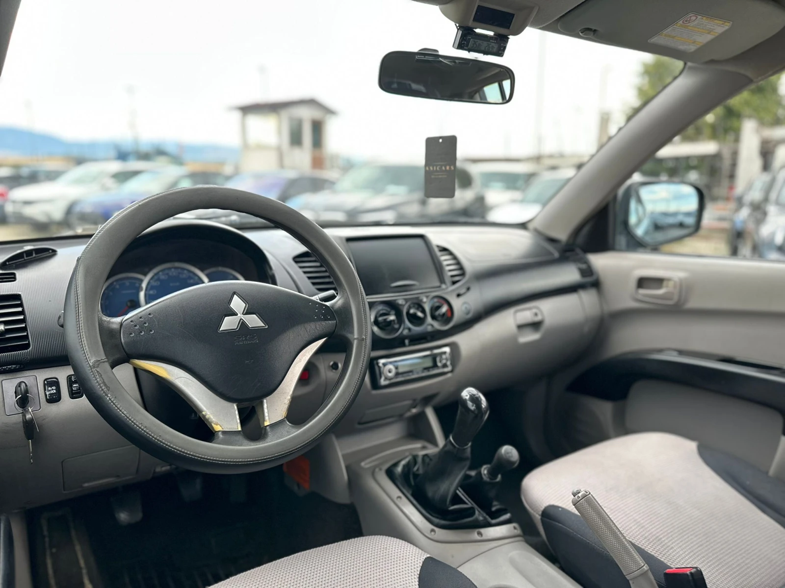 Mitsubishi L200 / 2.5 TD /136 HP / 4WD / - изображение 9