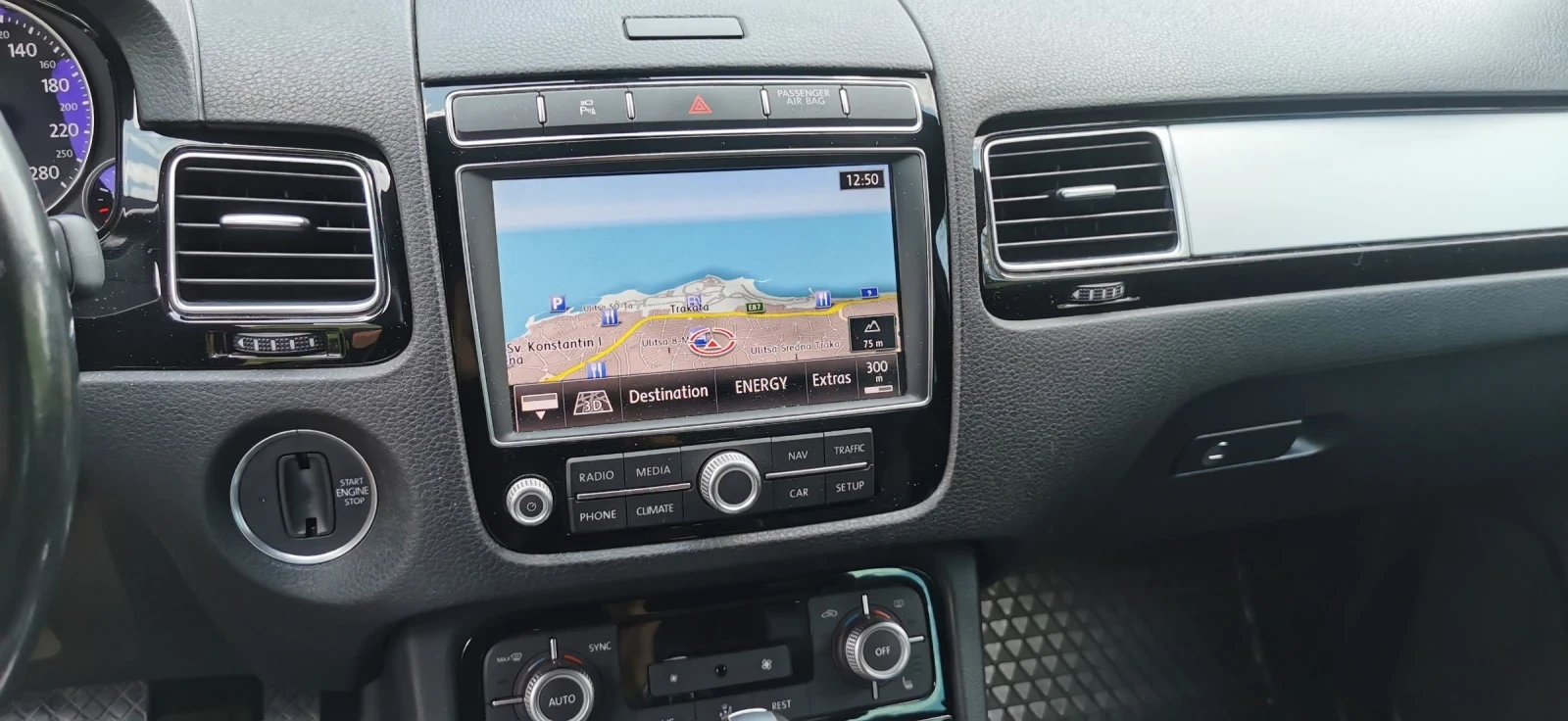 VW Touareg  - изображение 10