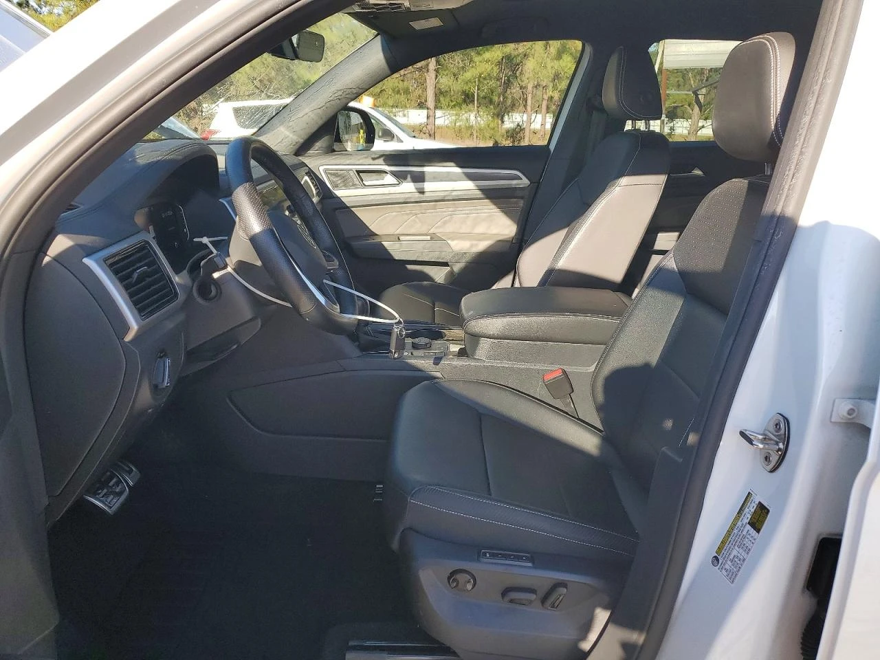 VW Atlas * R-LINE* SEL* CROSS SPORT* КОЖА* ПОДГРЕВ* FULL* , снимка 7 - Автомобили и джипове - 54429928