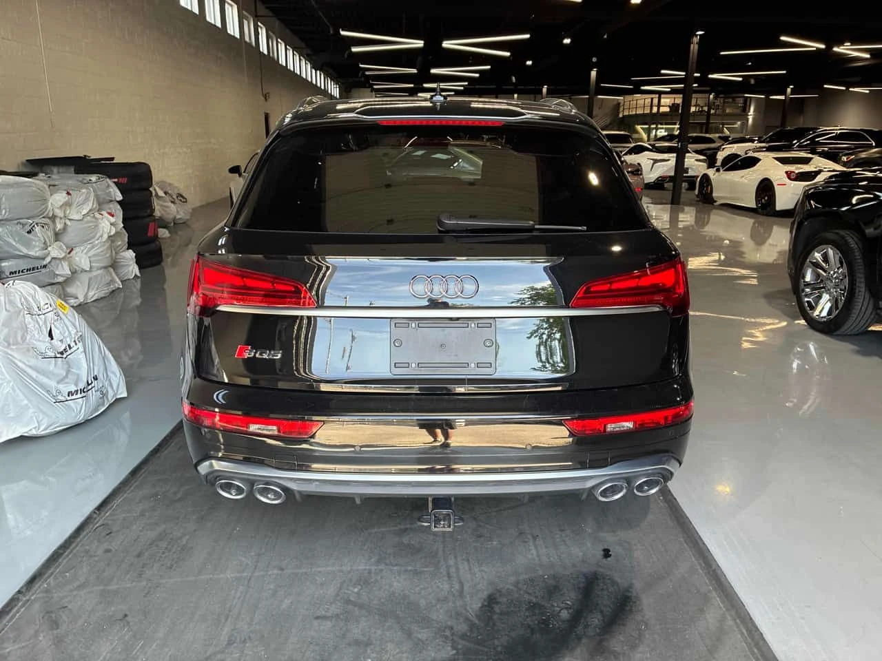 Audi SQ5 Progressiv /DISTRONIC/LED/АВТОКРЕДИТ, снимка 4 - Автомобили и джипове - 54788107