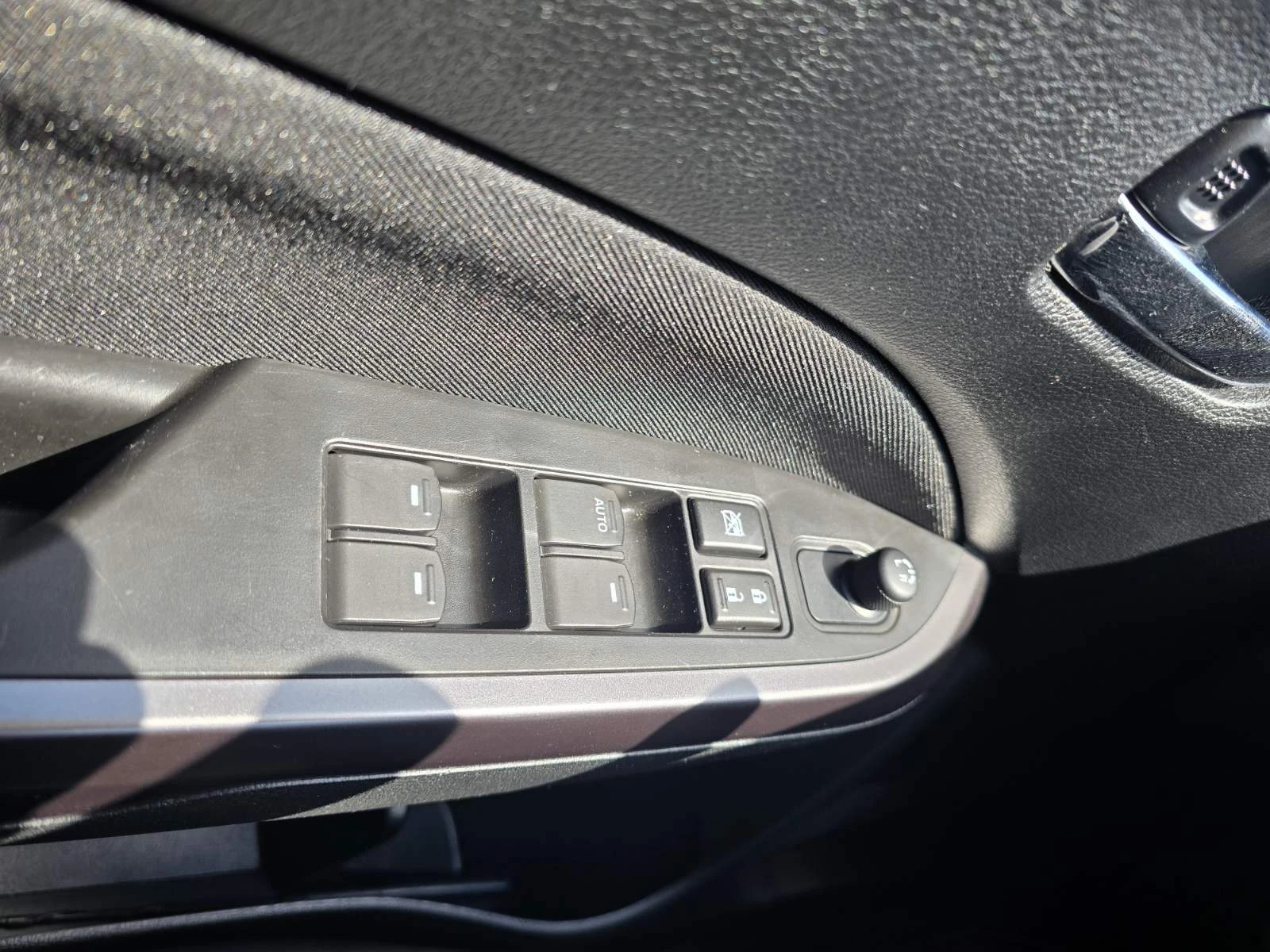 Suzuki Vitara 1.4, снимка 11 - Автомобили и джипове - 56007912
