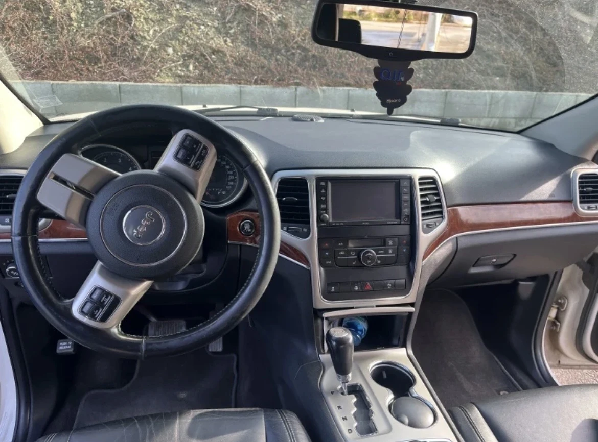 Jeep Grand cherokee 3.0 crd , снимка 8 - Автомобили и джипове - 56378420