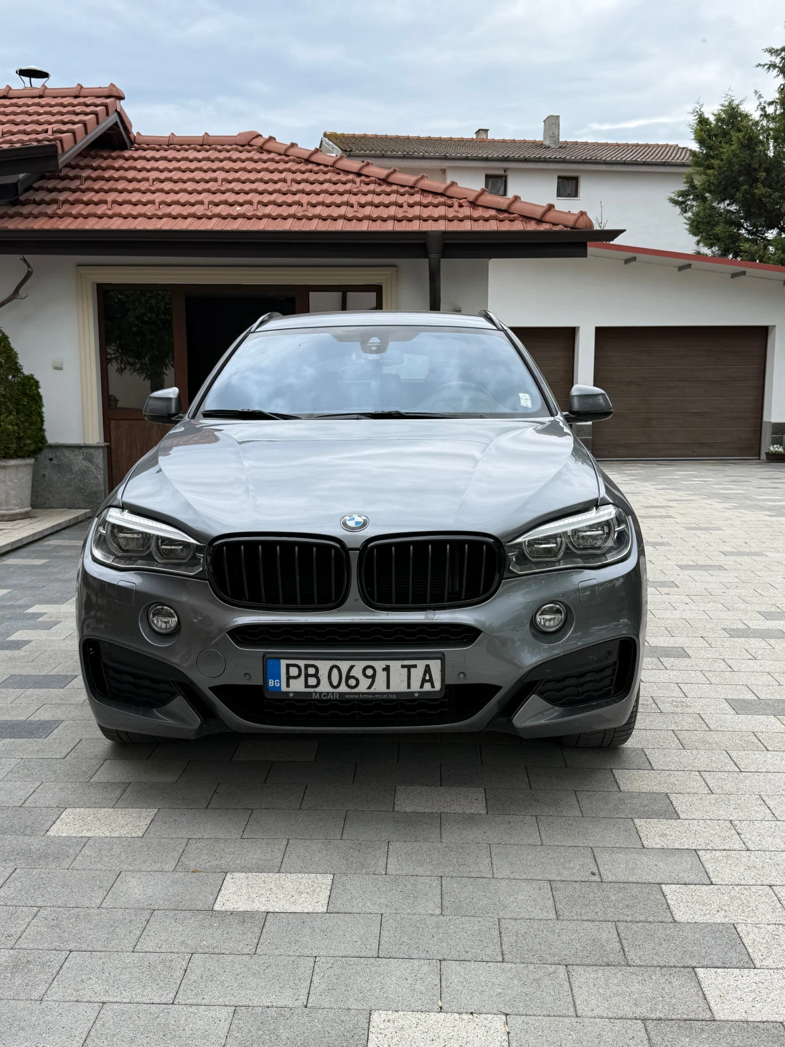 BMW X6 40d M пакет