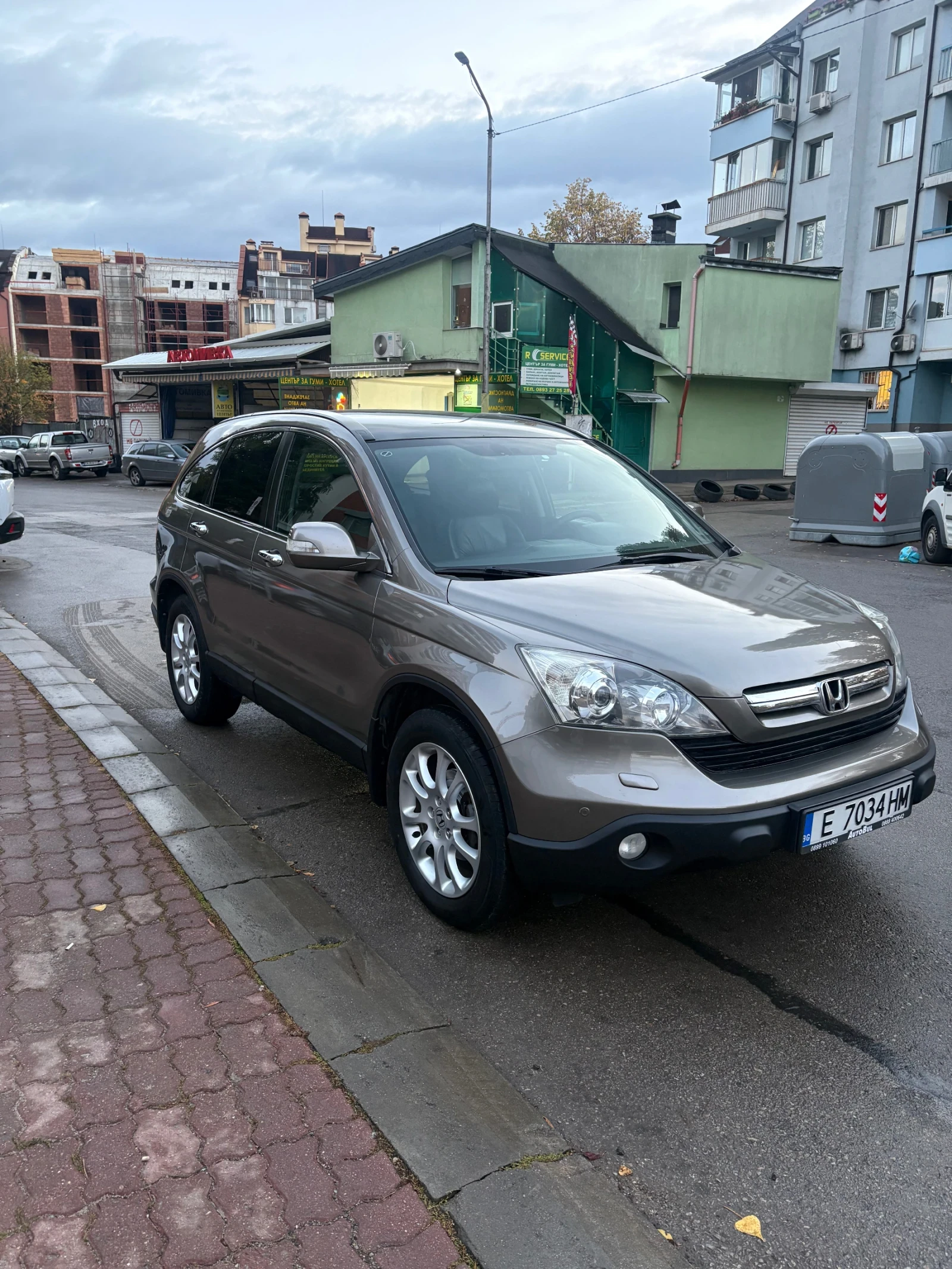 Honda Cr-v 2.2D- 4x4 - 6sk, снимка 2 - Автомобили и джипове - 56744505