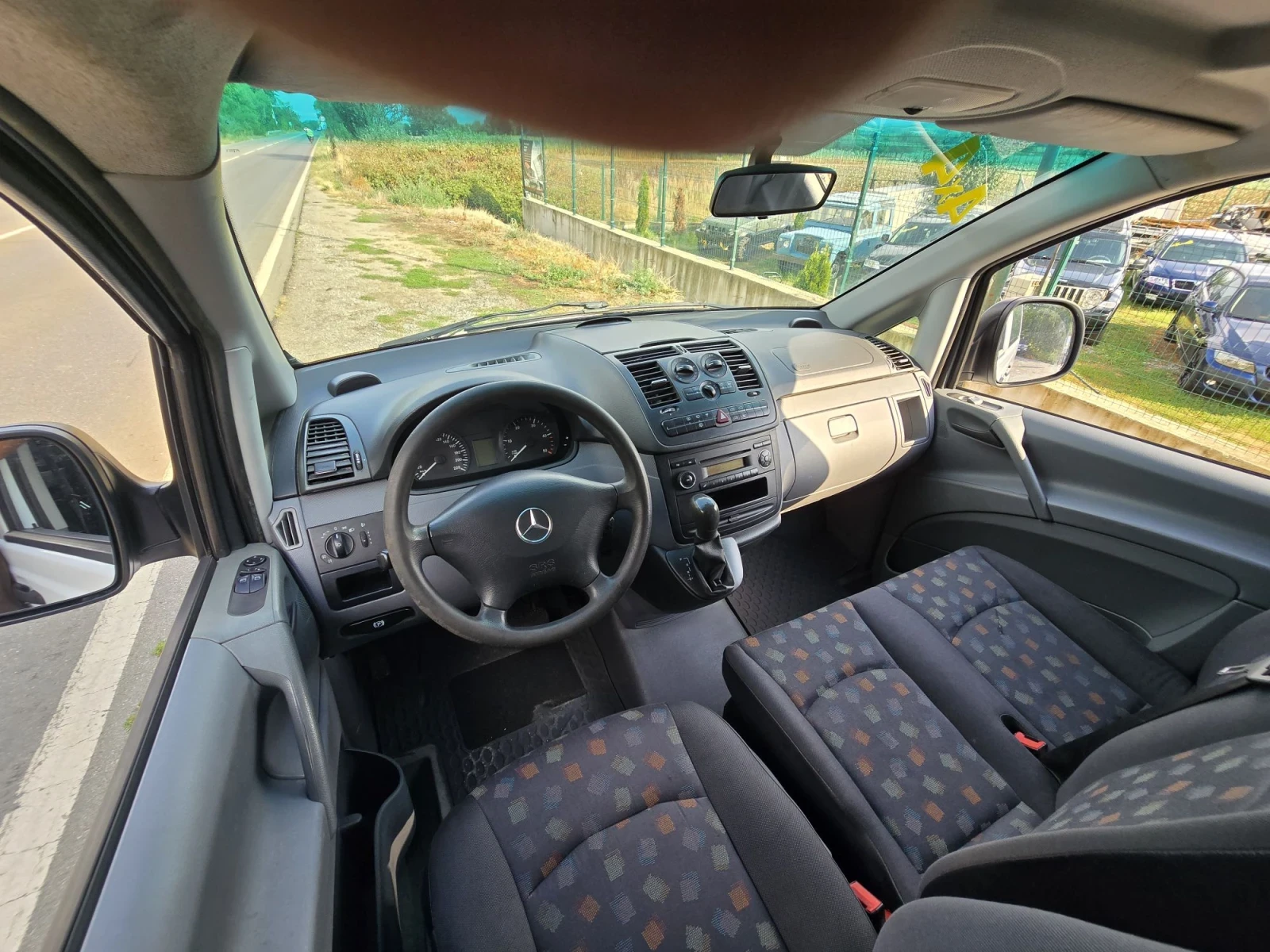 Mercedes-Benz Vito 2.2CDI 4х4 Автоматик, снимка 10 - Бусове и автобуси - 55929084