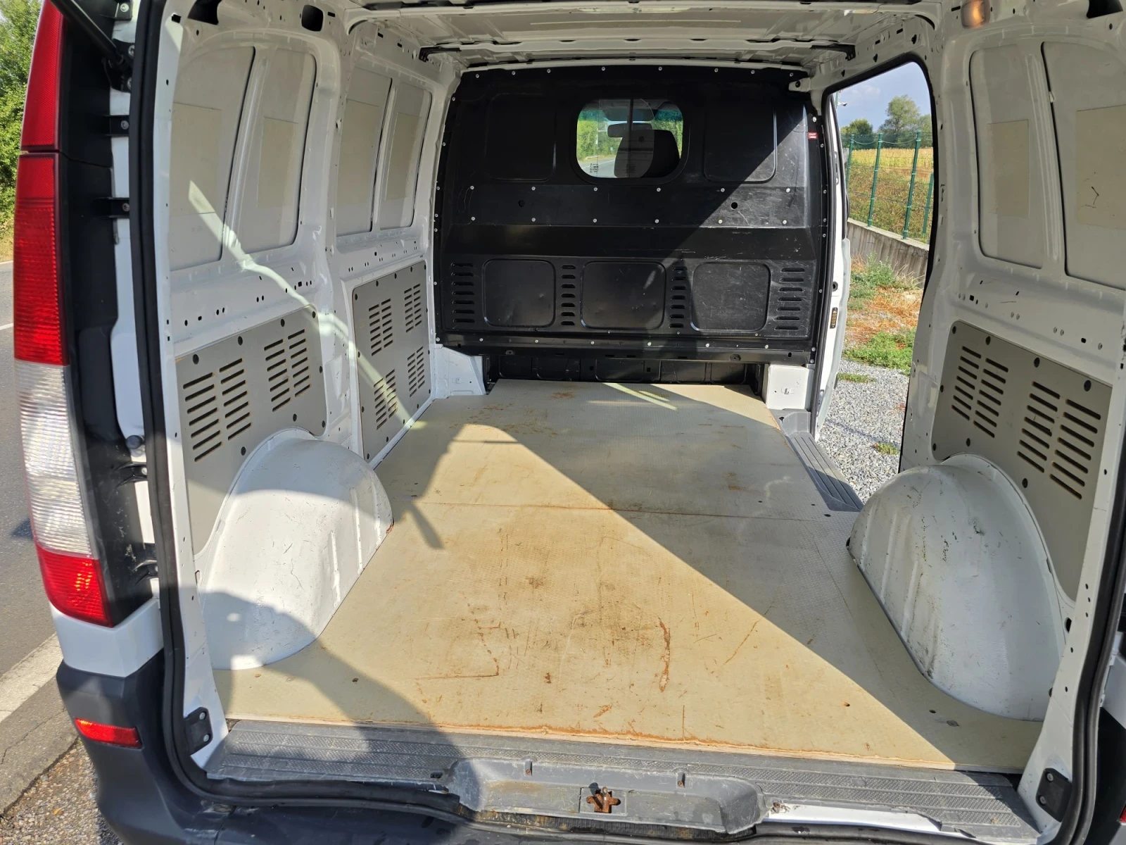 Mercedes-Benz Vito 2.2CDI 4х4 Автоматик, снимка 6 - Бусове и автобуси - 55929084