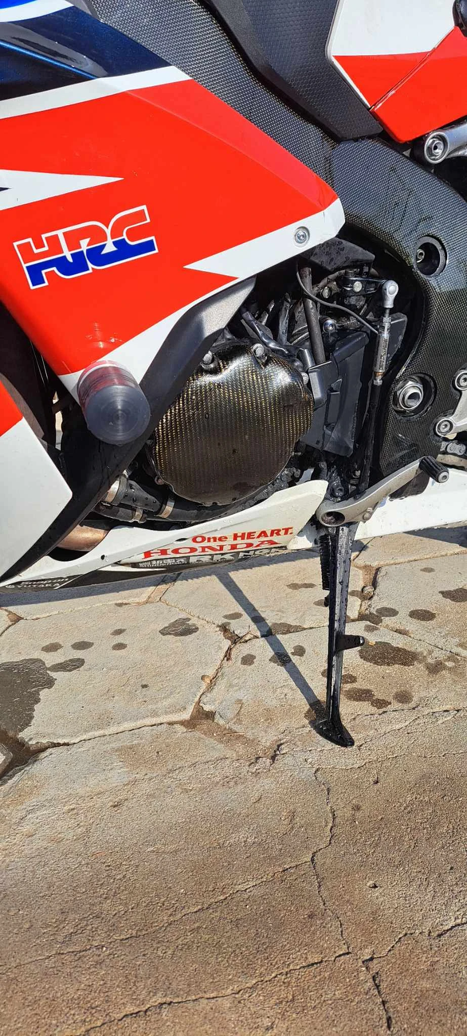 Honda Cbr 1000, снимка 7 - Мотоциклети и мототехника - 54213552