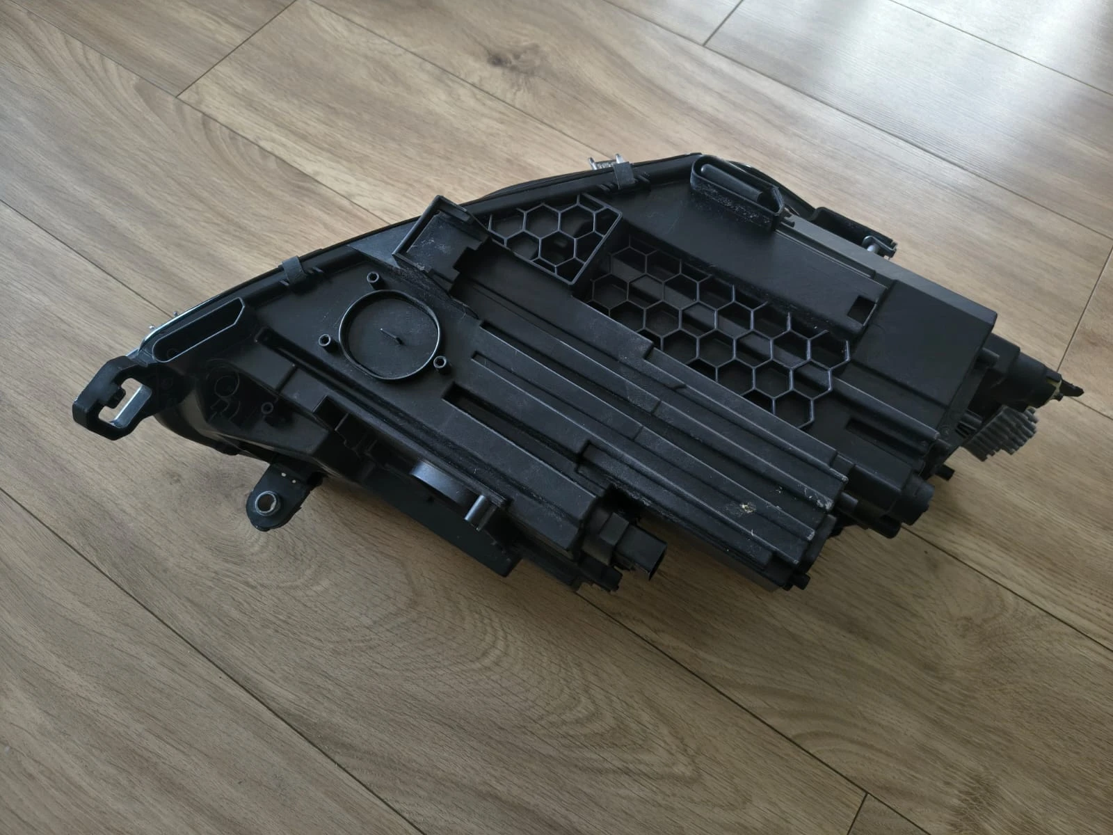 ��� VW Tiguan III 571941005B | Mobile.bg � ����������� 4