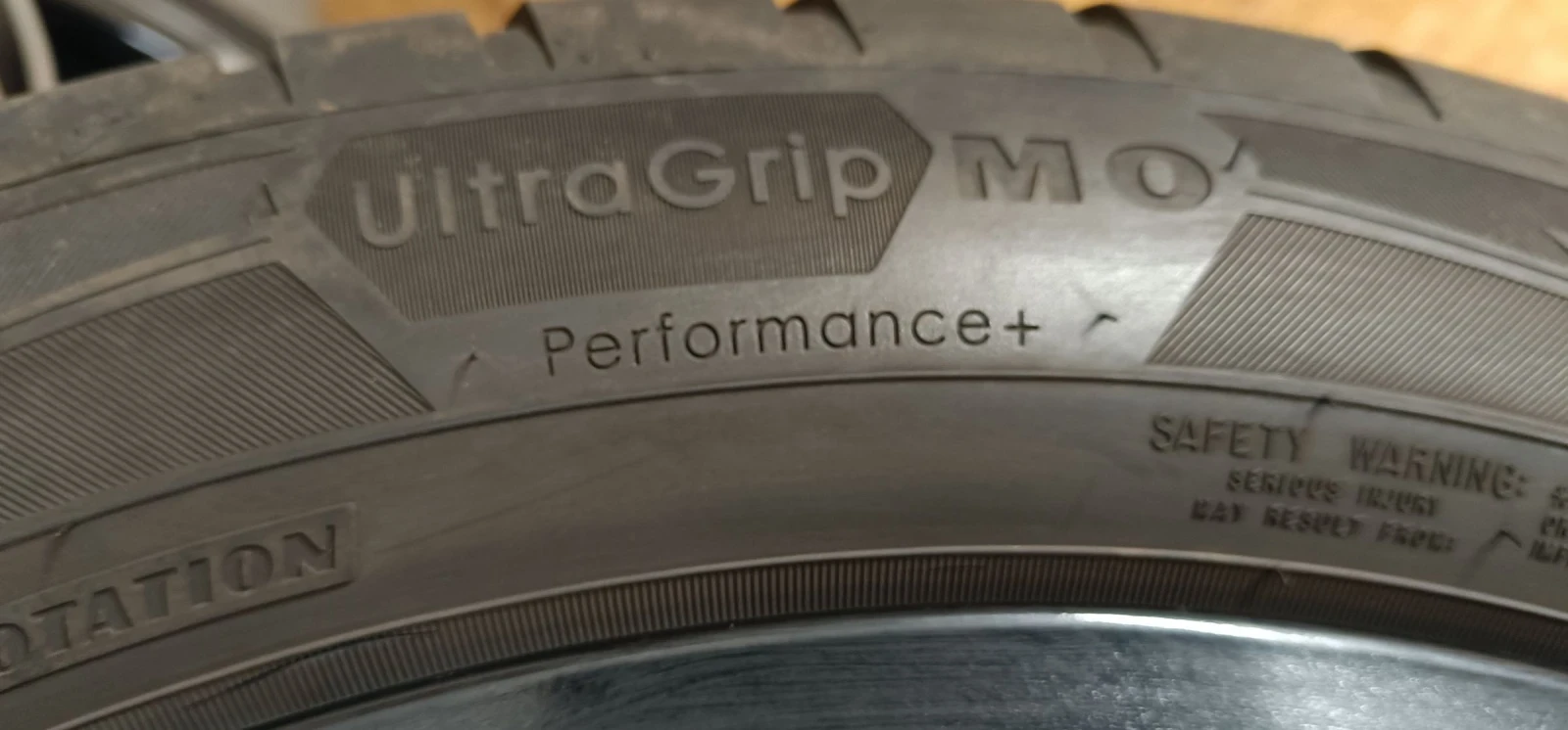 ���� � ������ 275/45R21 �� Mercedes-Benz EQS | Mobile.bg � ����������� 9