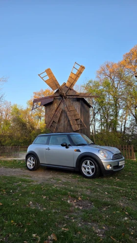 Mini Cooper R56 1.6i, снимка 2