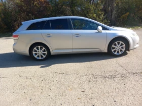 Toyota Avensis 2.0 i ГАЗ - 6250 € / 12223.94 лв. - 45473086 4