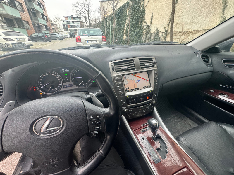 Lexus IS 250 Luxury, 131000km, PSS+ Dynamic Radar Cruise Contro, снимка 5 - Автомобили и джипове - 46363462