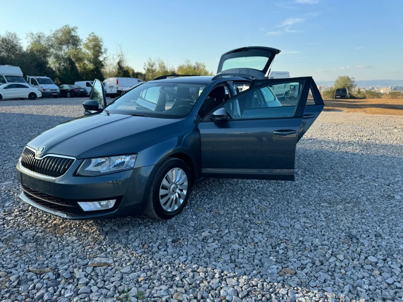 Skoda Octavia, снимка 9 - Автомобили и джипове - 47338290